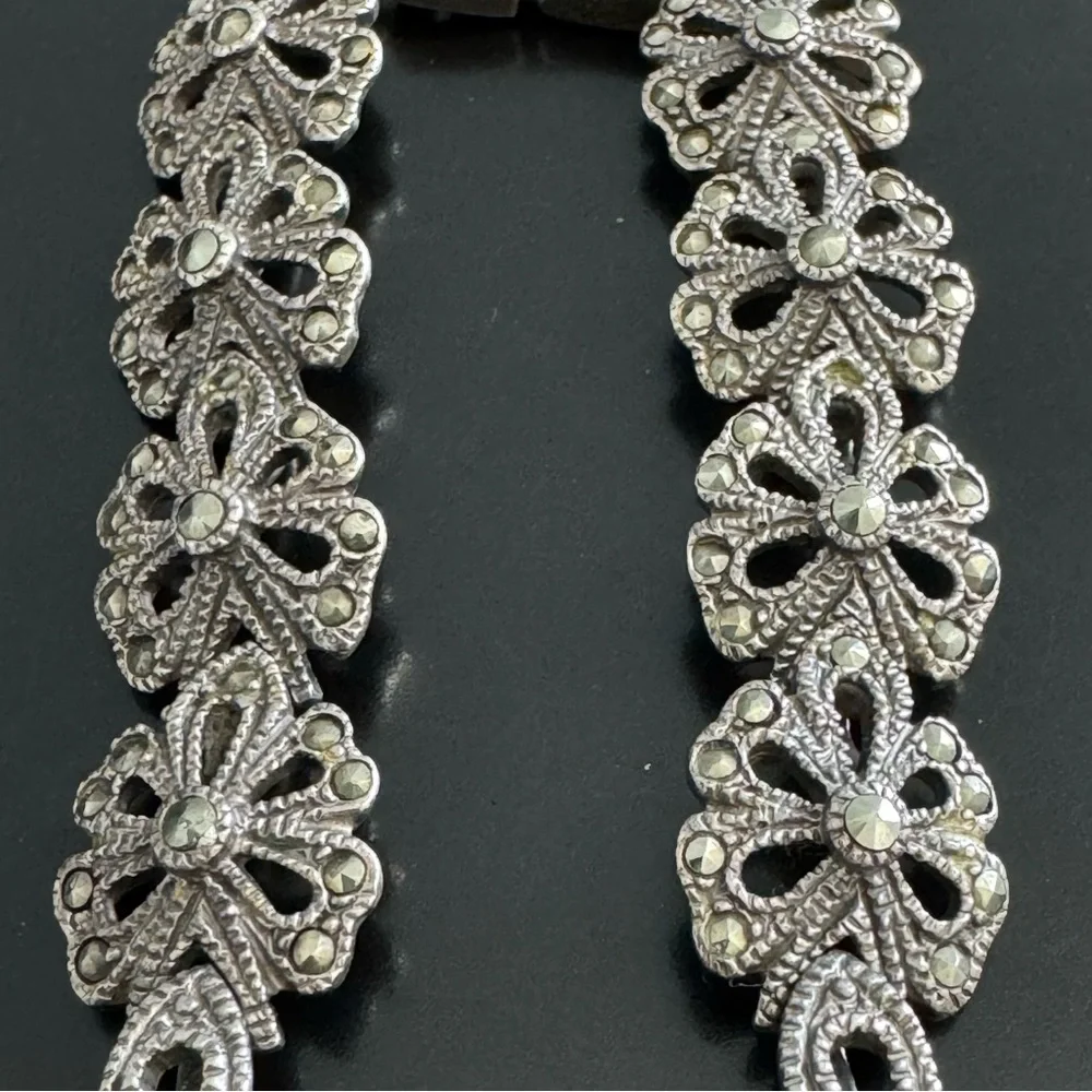 Vintage Sterling Silver Garnet and Marcasite Heart and Flowers Bracelet